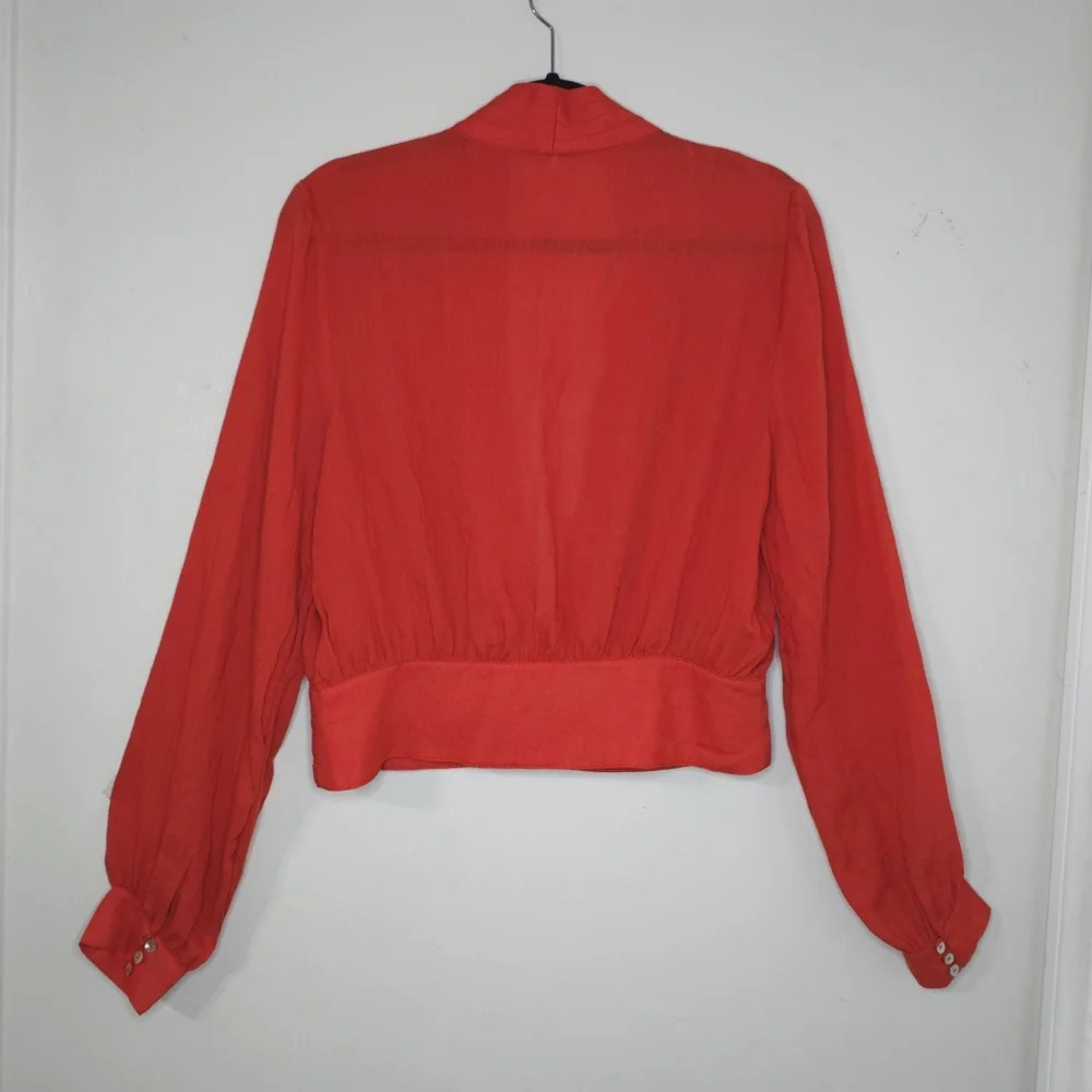 FREE PEOPLE Long Sleeve Deep V-Neck Gauzy Boho Top W/ Mother of Pearl Buttons, M - Picture 7 of 15